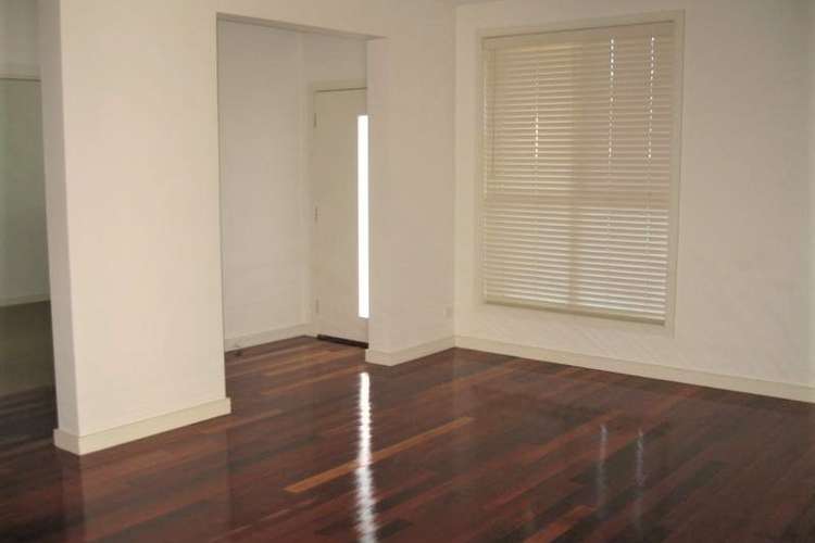 Fourth view of Homely unit listing, 2/29 Simpson Drive, Mount Waverley VIC 3149