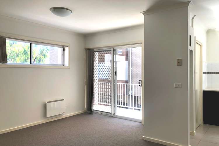 Third view of Homely apartment listing, 26/4 Woiwurung Crescent, Coburg VIC 3058