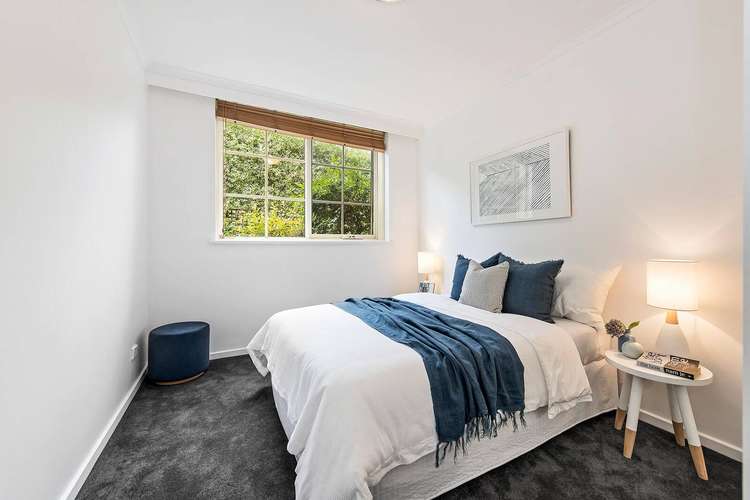 Fourth view of Homely apartment listing, 2/4 Tooronga Road, Malvern East VIC 3145
