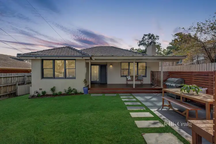 28 Walwa Street
