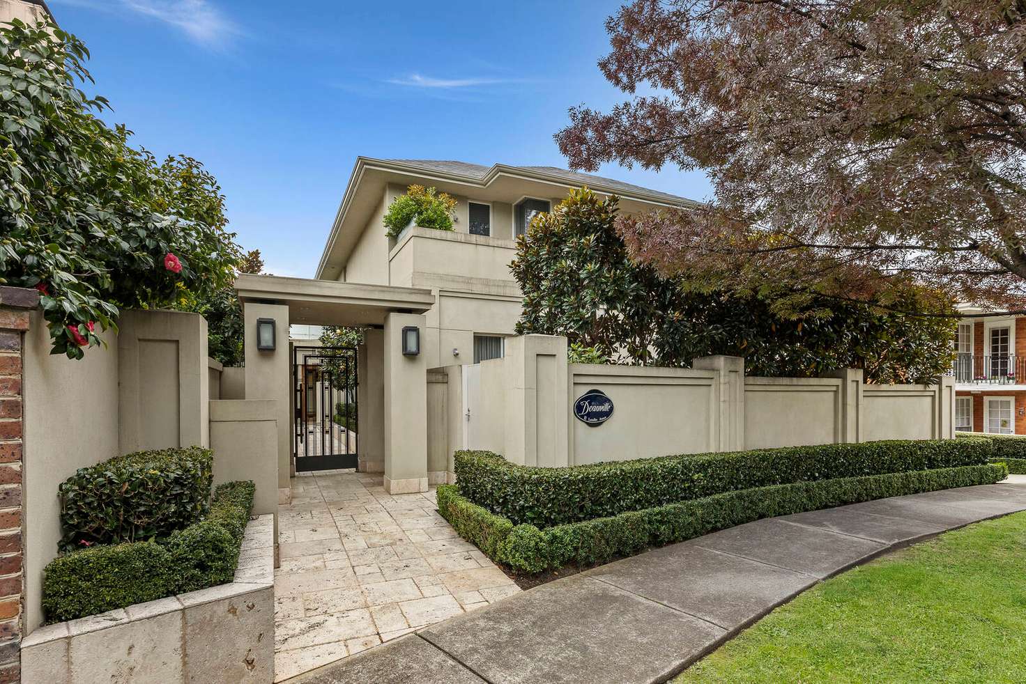 Main view of Homely apartment listing, 2/11 Lascelles Avenue, Toorak VIC 3142
