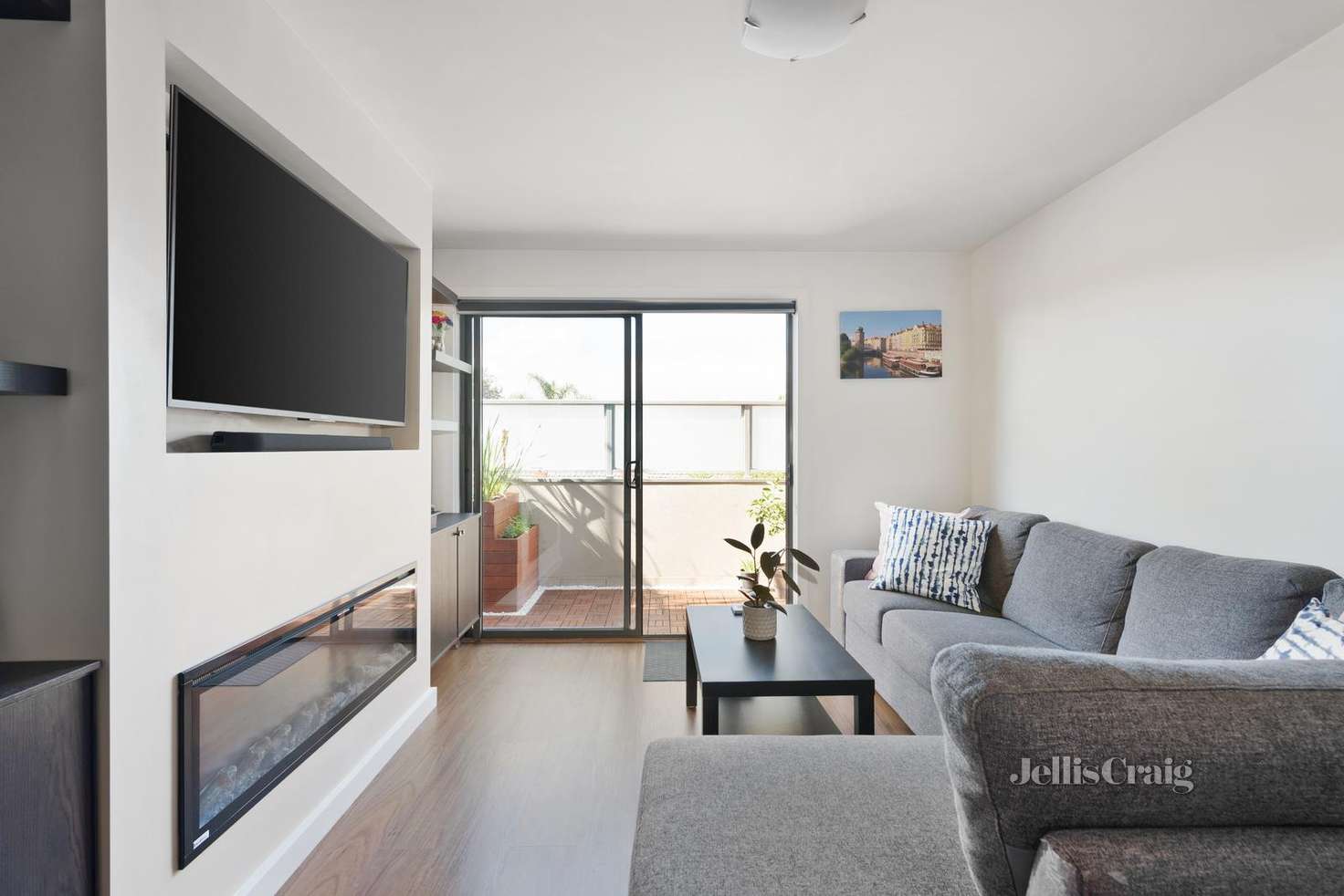 Main view of Homely apartment listing, 8/24 Woorayl Street, Carnegie VIC 3163