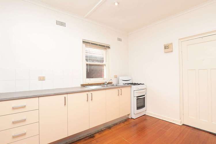 Fourth view of Homely apartment listing, 6/5B The Avenue, Balaclava VIC 3183