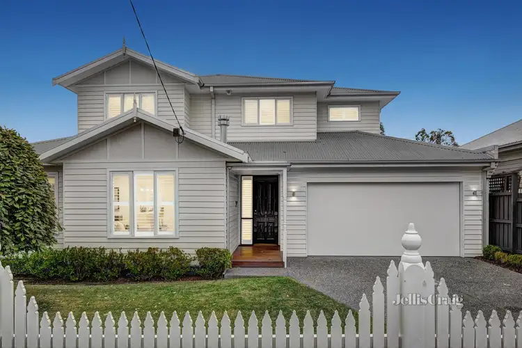 8 Garden Avenue