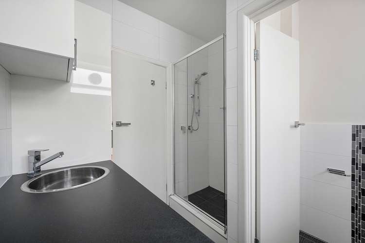 Fifth view of Homely apartment listing, 5/53 Grey Street, East Melbourne VIC 3002