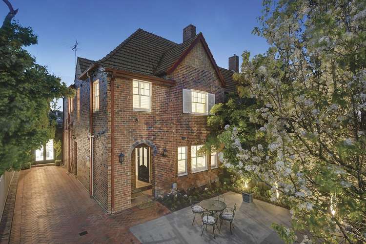Main view of Homely house listing, 5 Kyeamba Grove, Toorak VIC 3142