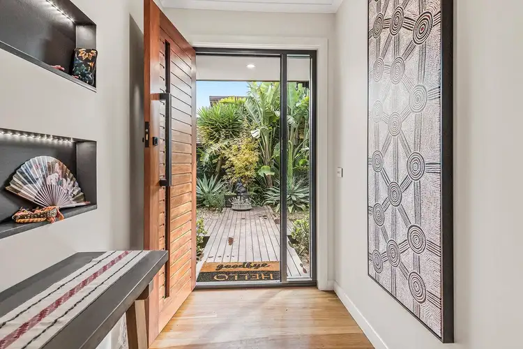 6 Adamson Street