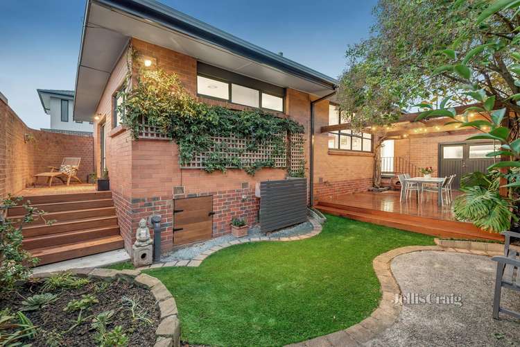 72 Mahoneys Road, Forest Hill VIC 3131