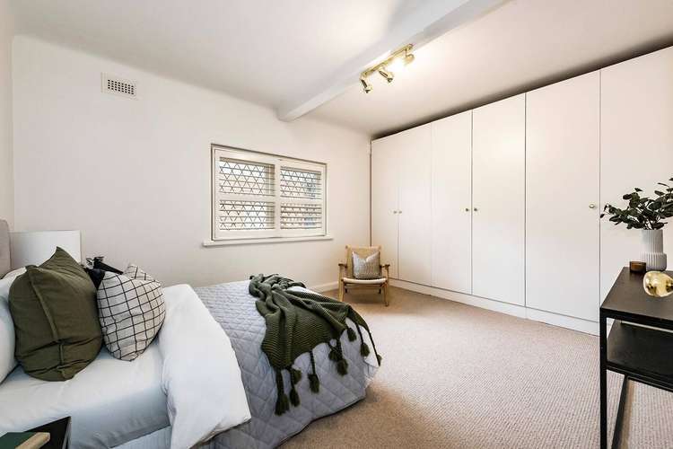 Fourth view of Homely apartment listing, 3/33 Queens Road, Melbourne VIC 3004