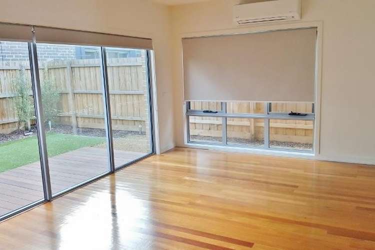 Fourth view of Homely townhouse listing, 29 Dalveen Road, Ivanhoe VIC 3079