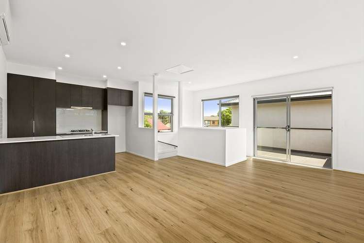 Main view of Homely townhouse listing, 4/241 Heidelberg Road, Northcote VIC 3070