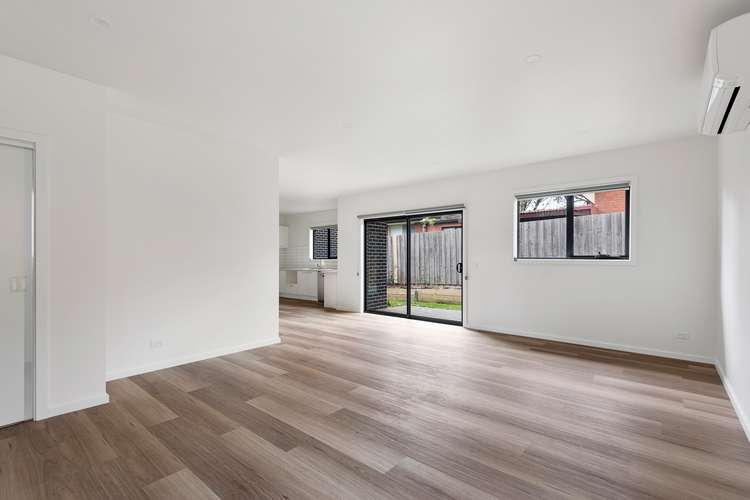 Fourth view of Homely townhouse listing, 4/8 Bamfield Road, Heidelberg Heights VIC 3081