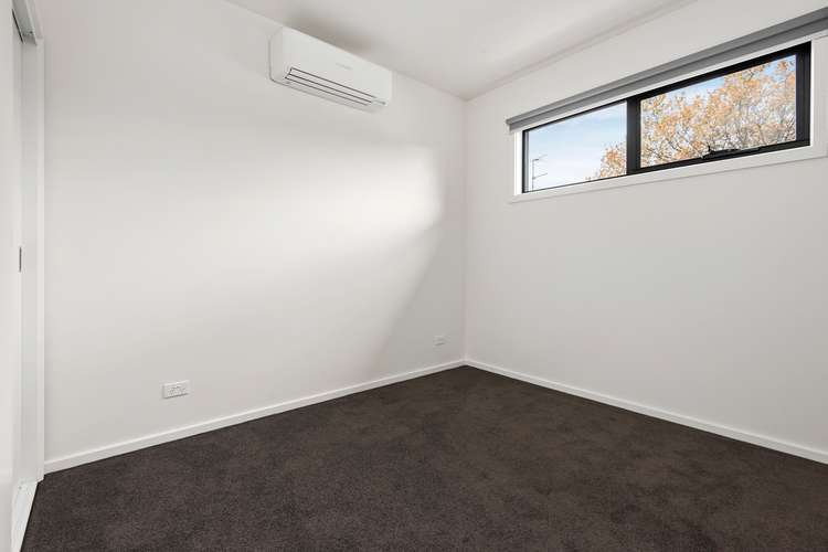 Fifth view of Homely townhouse listing, 4/8 Bamfield Road, Heidelberg Heights VIC 3081