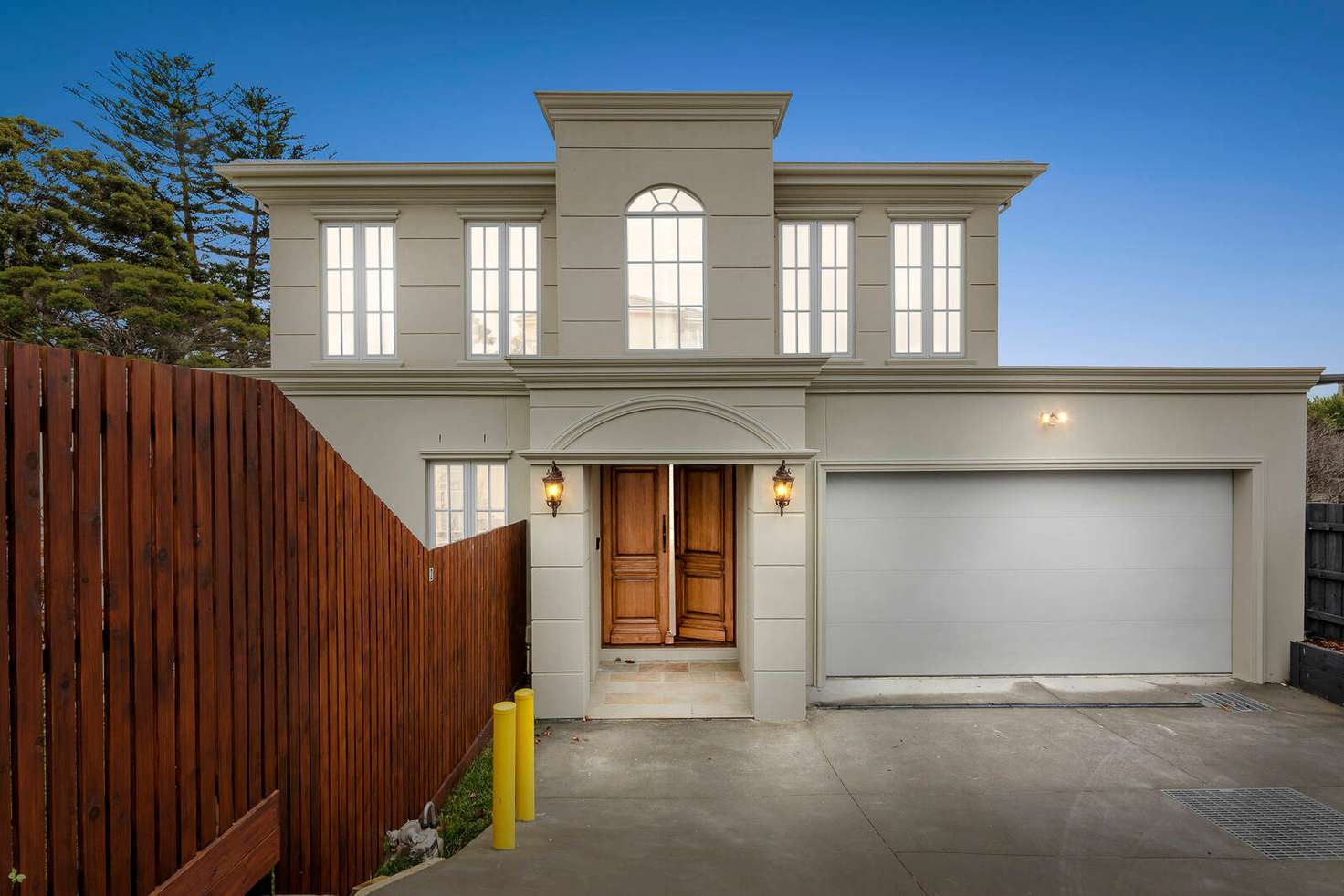Main view of Homely townhouse listing, 2/5 Harcourt Street, Ashwood VIC 3147