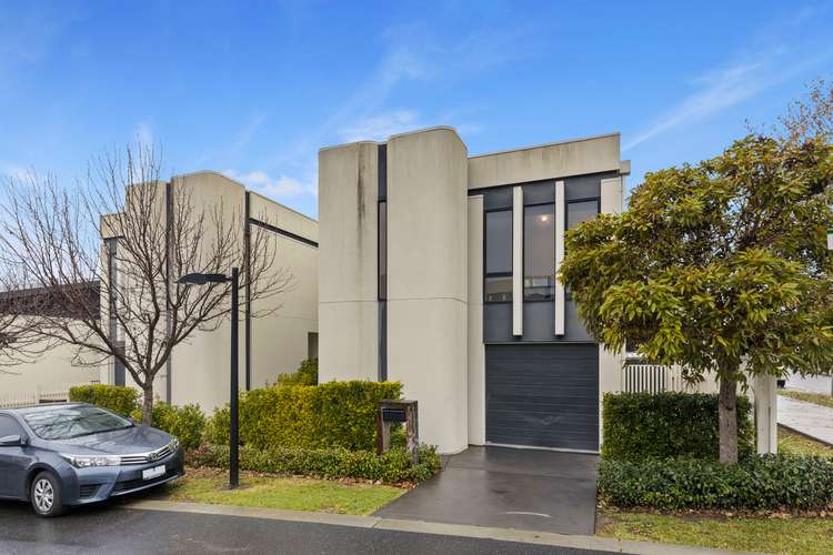 Main view of Homely house listing, 2 Edinburgh Circuit, Bundoora VIC 3083