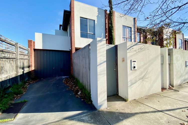 Main view of Homely townhouse listing, 1/33-39 Gardenvale Road, Elsternwick VIC 3185