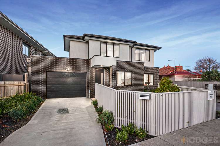 Main view of Homely townhouse listing, 1/4 Lilac Street, Bentleigh East VIC 3165