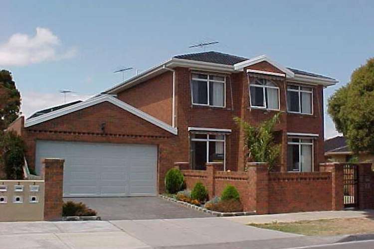 Main view of Homely townhouse listing, 1/8 Bletchley Road, Hughesdale VIC 3166