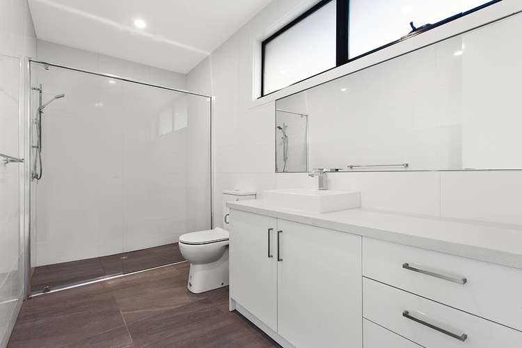 Fifth view of Homely townhouse listing, 2/4 Lilac Street, Bentleigh East VIC 3165