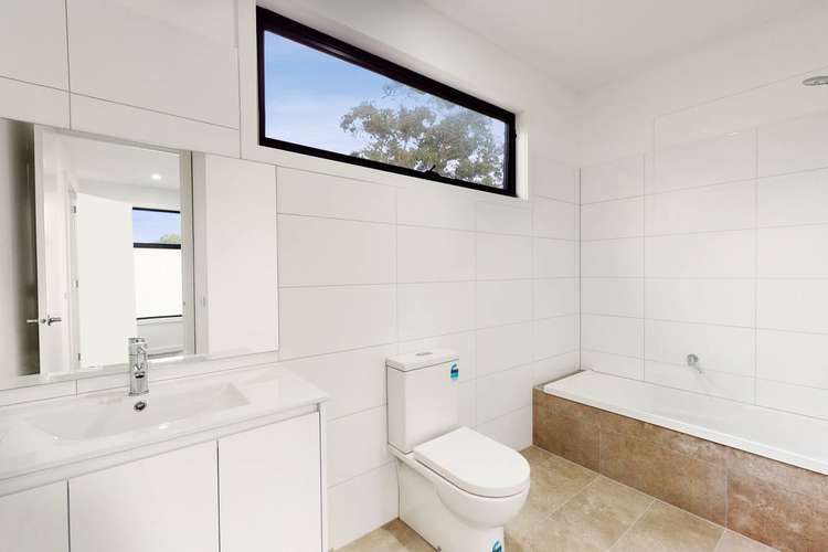 Fourth view of Homely townhouse listing, 2/18 Ashford Street, Templestowe Lower VIC 3107