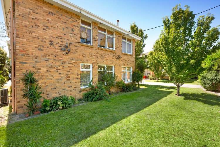 Main view of Homely apartment listing, 11/29-31 Sandham Street, Elsternwick VIC 3185