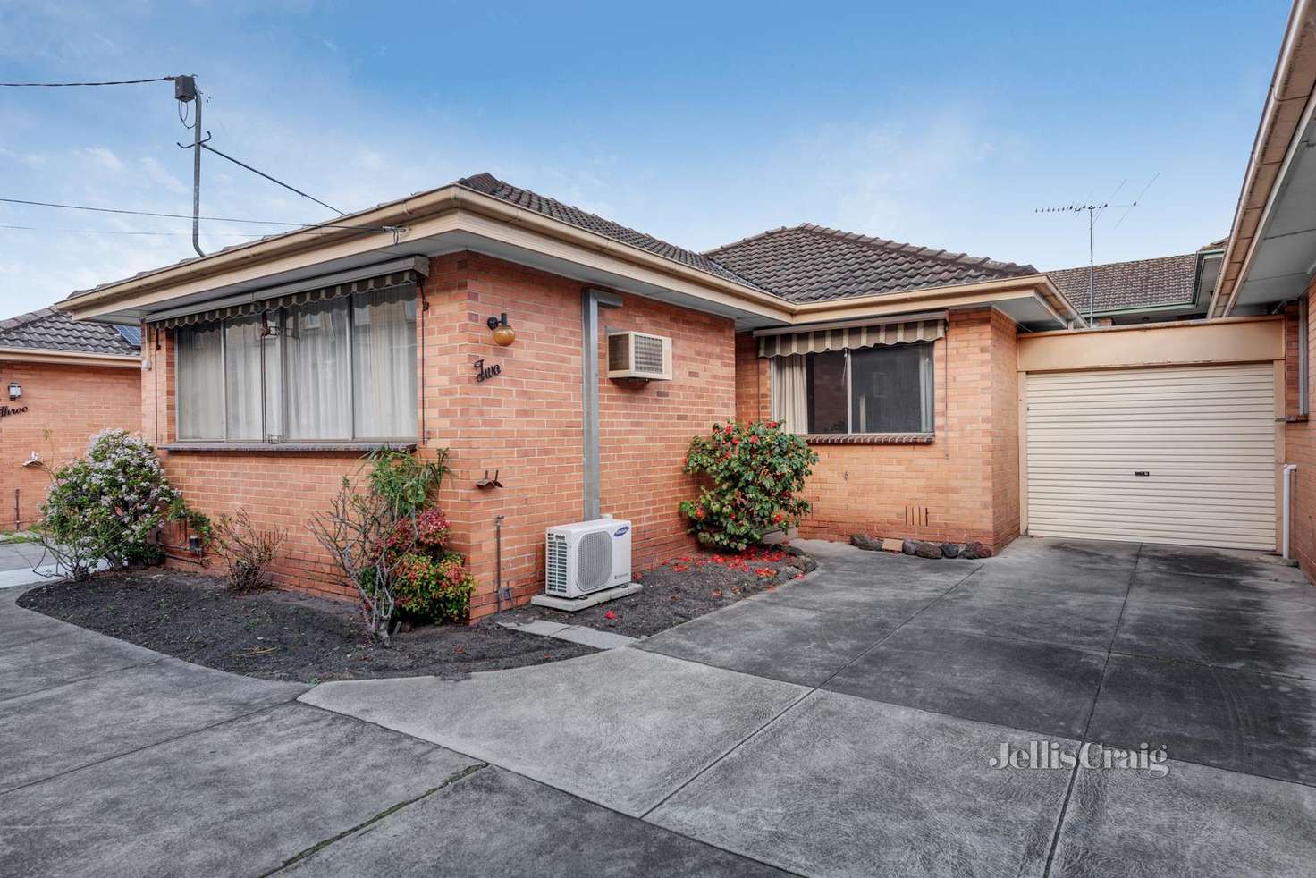 Main view of Homely unit listing, 2/26 Royal Avenue, Glen Huntly VIC 3163