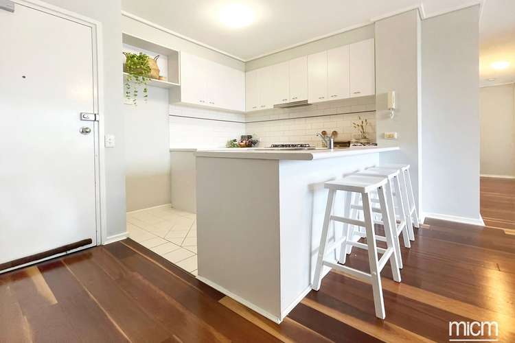 Fourth view of Homely apartment listing, 910/28 Bank Street, South Melbourne VIC 3205