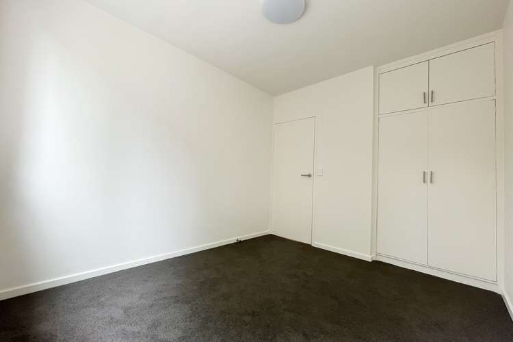 Third view of Homely apartment listing, 3/3 Norwood Road, Caulfield North VIC 3161