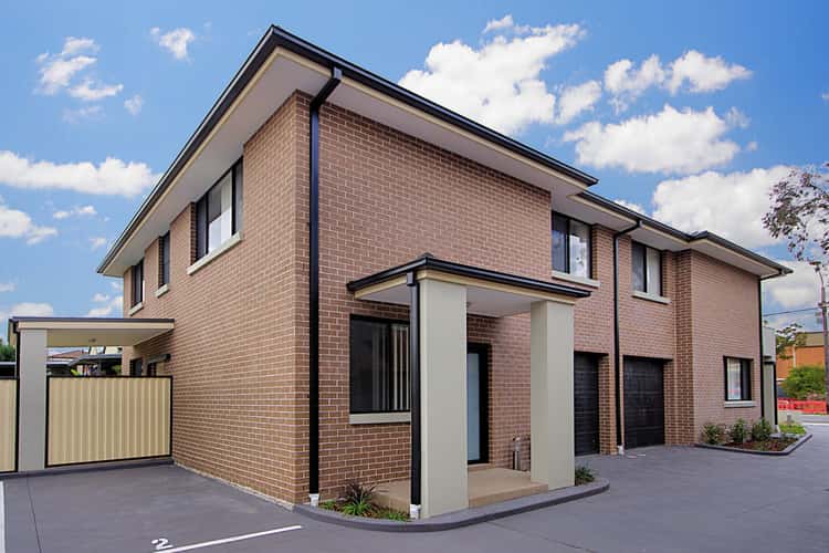 Main view of Homely townhouse listing, 2/85-87 Bonds Road, Punchbowl NSW 2196