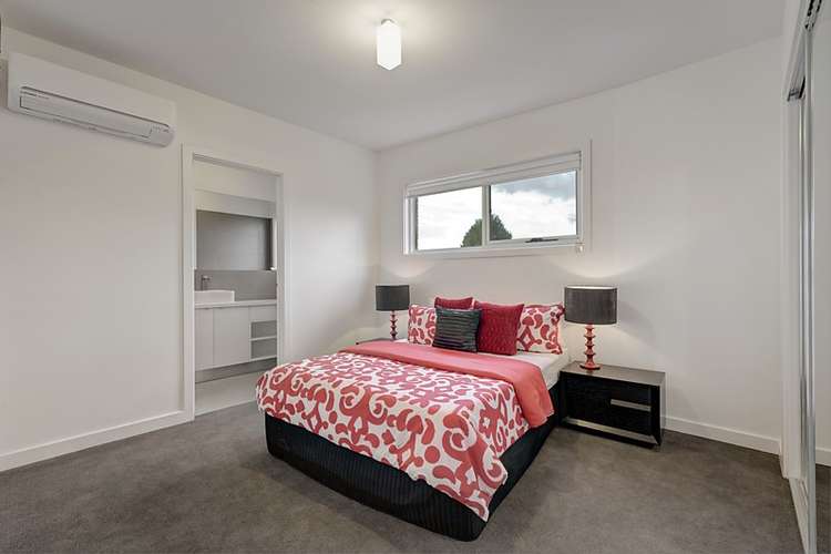 Fifth view of Homely townhouse listing, 2/22 Silk Street, Rosanna VIC 3084