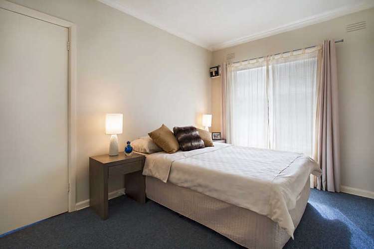 Fourth view of Homely apartment listing, 2/15 Arnott Street, Ormond VIC 3204