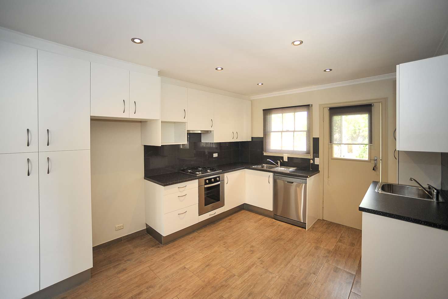 Main view of Homely unit listing, 3/35 Brinsley Road, Camberwell VIC 3124