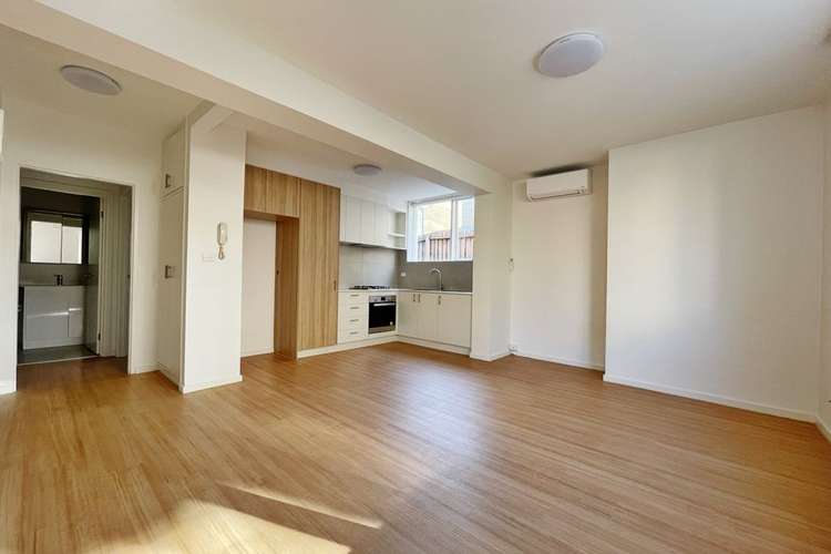 Third view of Homely apartment listing, 6/3 Norwood Road, Caulfield North VIC 3161
