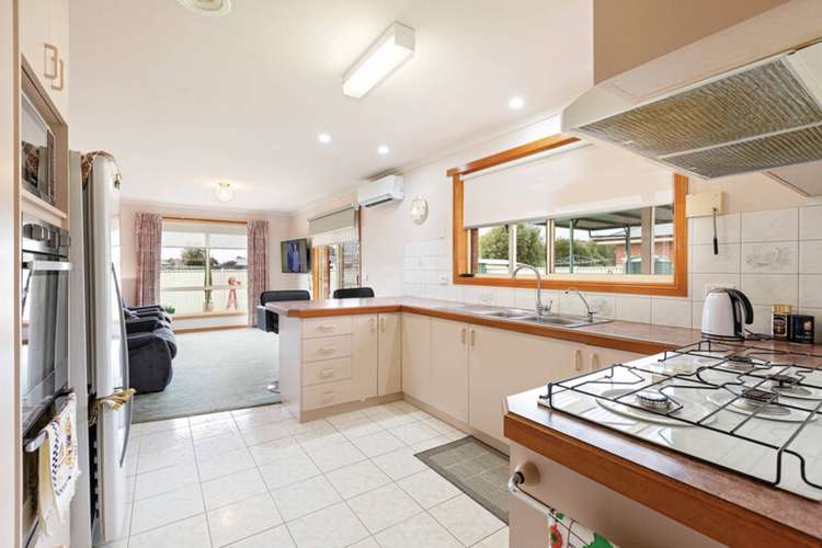 Fourth view of Homely house listing, 20 Cambridge Street, Wendouree VIC 3355