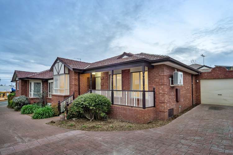 Main view of Homely villa listing, 2/78 Woodland  Street, Strathmore VIC 3041