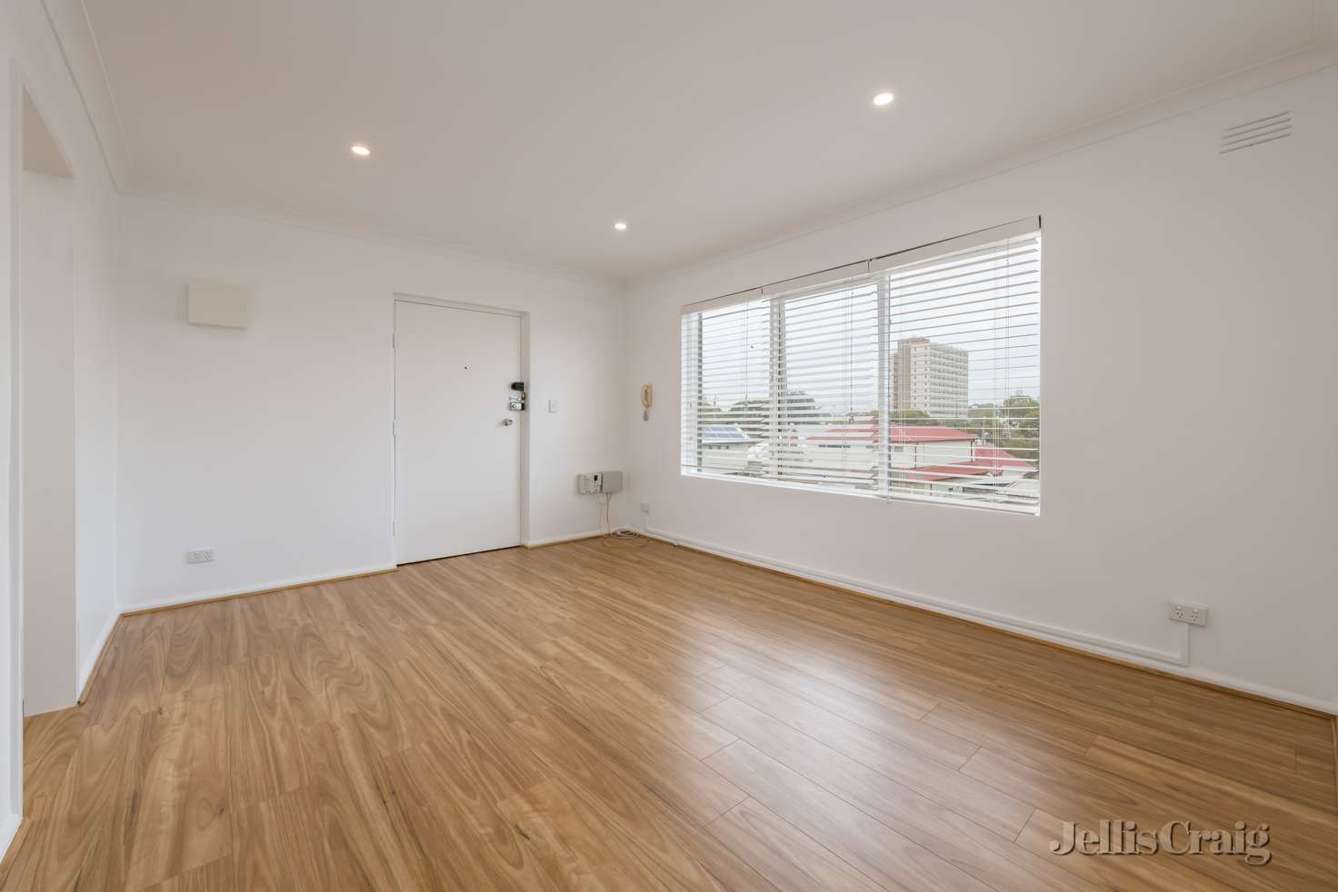 Main view of Homely apartment listing, 5/4 Harvey Street, Brunswick VIC 3056