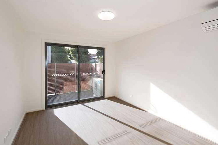 Fourth view of Homely apartment listing, 3/10 Arnott Street, Clayton VIC 3168