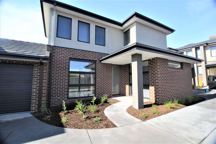 Main view of Homely townhouse listing, 2/12 Woonah Street, Chadstone VIC 3148