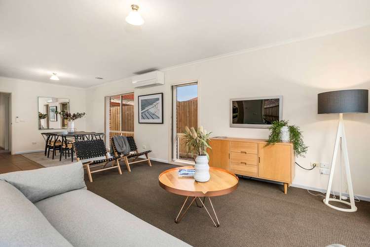 Fifth view of Homely house listing, 2 Lindsay Court, Williamstown VIC 3016