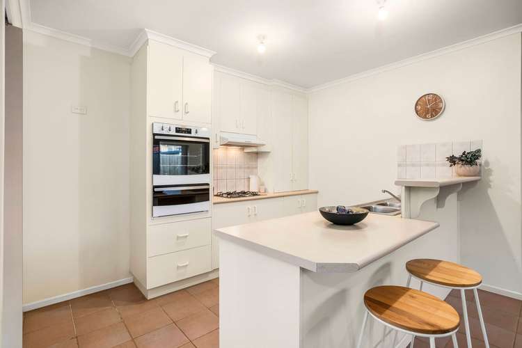 Sixth view of Homely house listing, 2 Lindsay Court, Williamstown VIC 3016