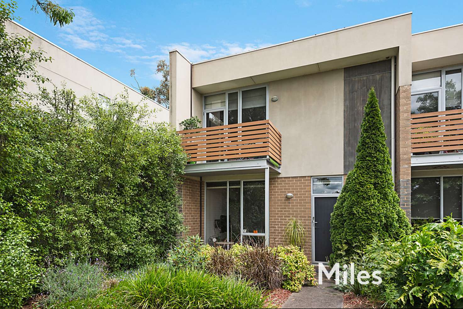Main view of Homely townhouse listing, 6/25 Pottage Circuit, Macleod VIC 3085