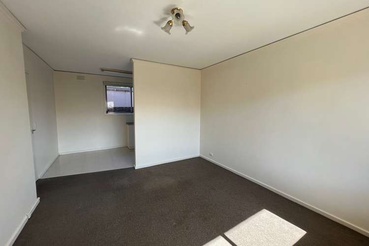 Third view of Homely apartment listing, 3/106 Keon Street, Thornbury VIC 3071