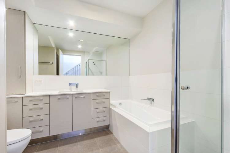 Fourth view of Homely townhouse listing, 5/146 Thames Street, Box Hill North VIC 3129