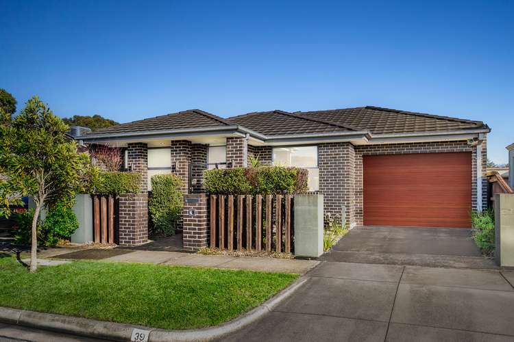 Main view of Homely house listing, 39 Palm Beach Crescent, Mount Waverley VIC 3149