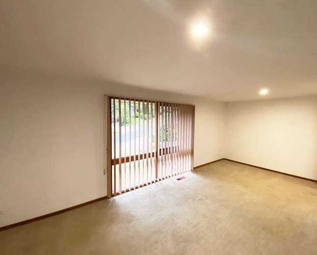 Fourth view of Homely house listing, 2 The Glade, Viewbank VIC 3084