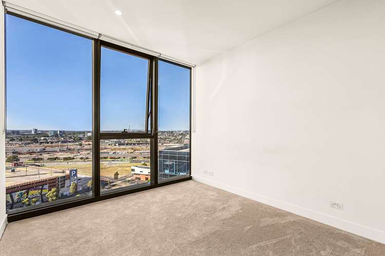 Third view of Homely apartment listing, 1806/421 Docklands Drive, Docklands VIC 3008