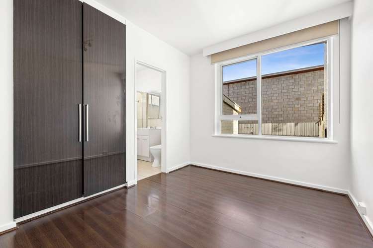 Fifth view of Homely apartment listing, 5/77 Edgar Street North, Glen Iris VIC 3146