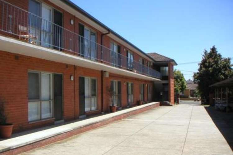 Main view of Homely unit listing, 4/4 Rosedale Avenue, Glen Huntly VIC 3163