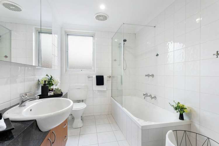 Fifth view of Homely apartment listing, 5/271 Balaclava Road, Caulfield North VIC 3161