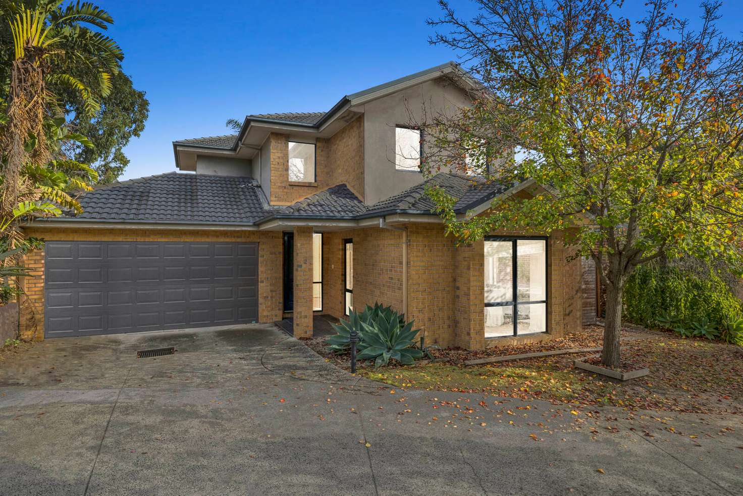 Main view of Homely townhouse listing, 2/38 Sampson Drive, Mount Waverley VIC 3149